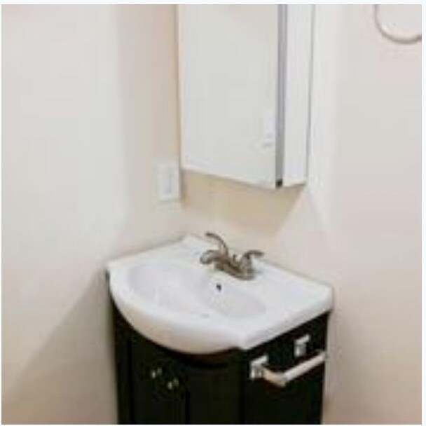 Building Photo - 712 Shawmut Ave