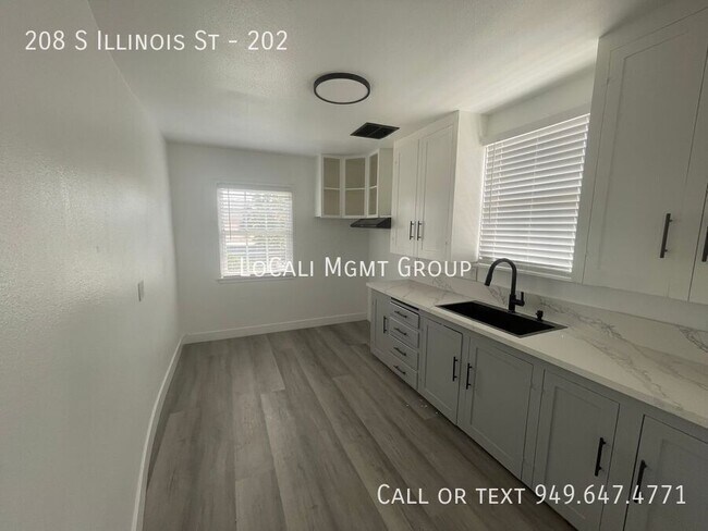 Building Photo - 208 S Illinois St