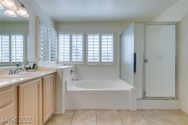Building Photo - 1827 Cavendish Way