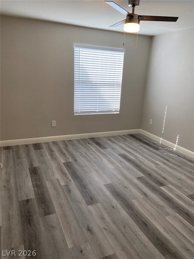 Building Photo - 5055 W Hacienda Ave