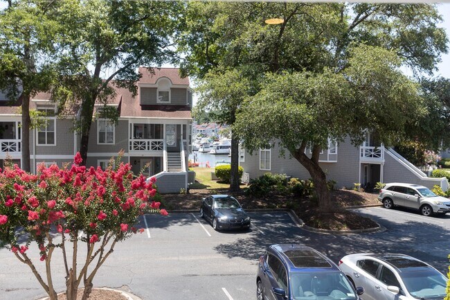 Building Photo - 1473 S Mariners Pointe