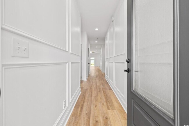 Building Photo - 506 War Eagle Ct