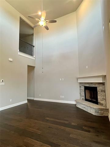 Building Photo - 820 Rosebud Trl