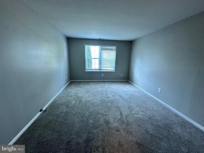 Building Photo - 1653A Trellis Cir