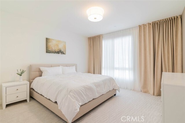 Building Photo - 352 Caruso Ave