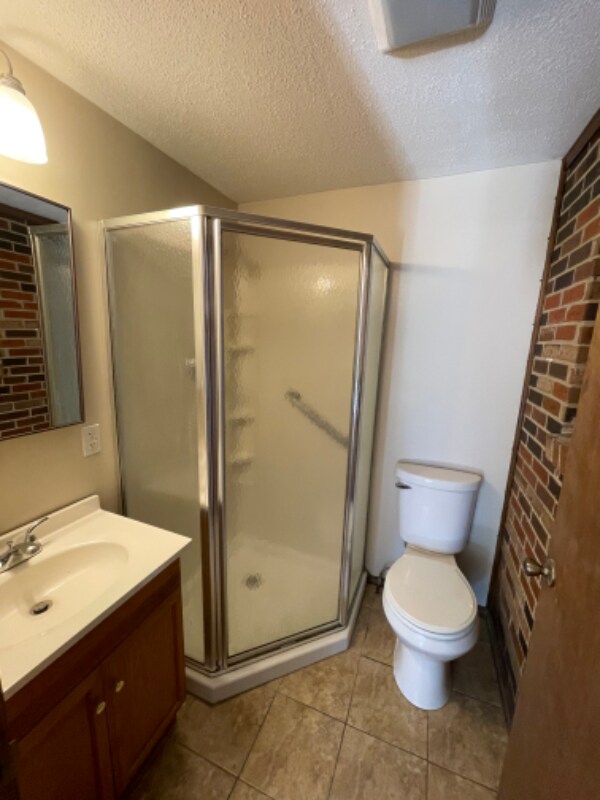 Building Photo - 106 Herbison Ln