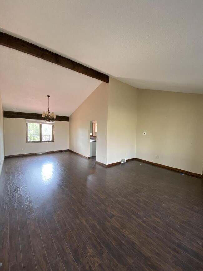 Building Photo - "Spacious 4-Bedroom Haven with 4 Full Baths in Charming Parker, CO - 2,952 Sq. Ft. of Comfort Awa...