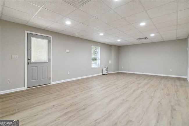 Building Photo - 100 Heritage Club Cir