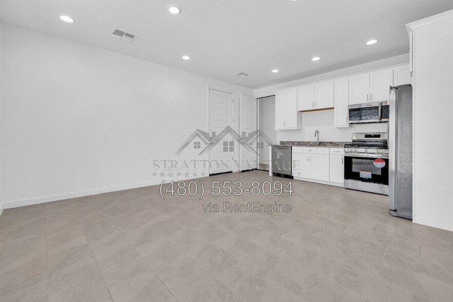 Building Photo - 16731 W Chama Dr