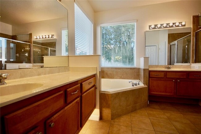 Building Photo - 9126 Leeland Archer Blvd