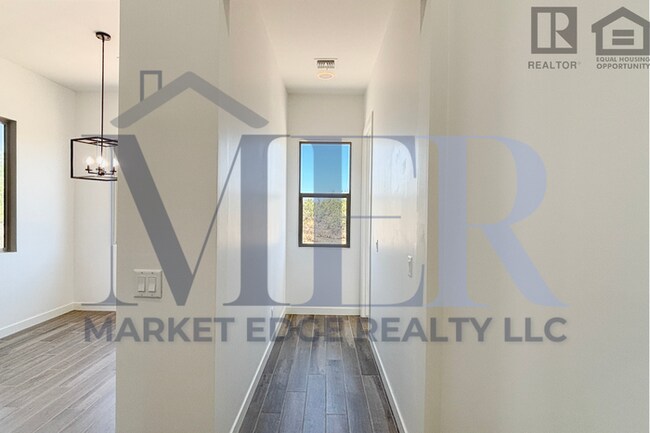 Building Photo - 3Bed/2Bath Home in North Scottsdale! Ready...