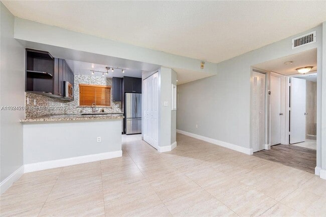 Building Photo - 14915 SW 80th St