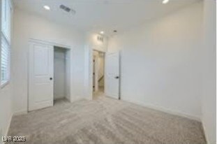 Building Photo - 11737 Stone Curlew Ave