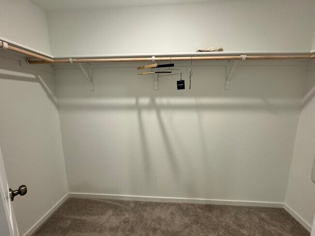 Building Photo - 3411 Rock Ml Dm