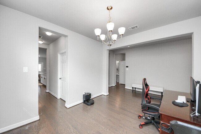 Building Photo - 183 Solana Point Dr