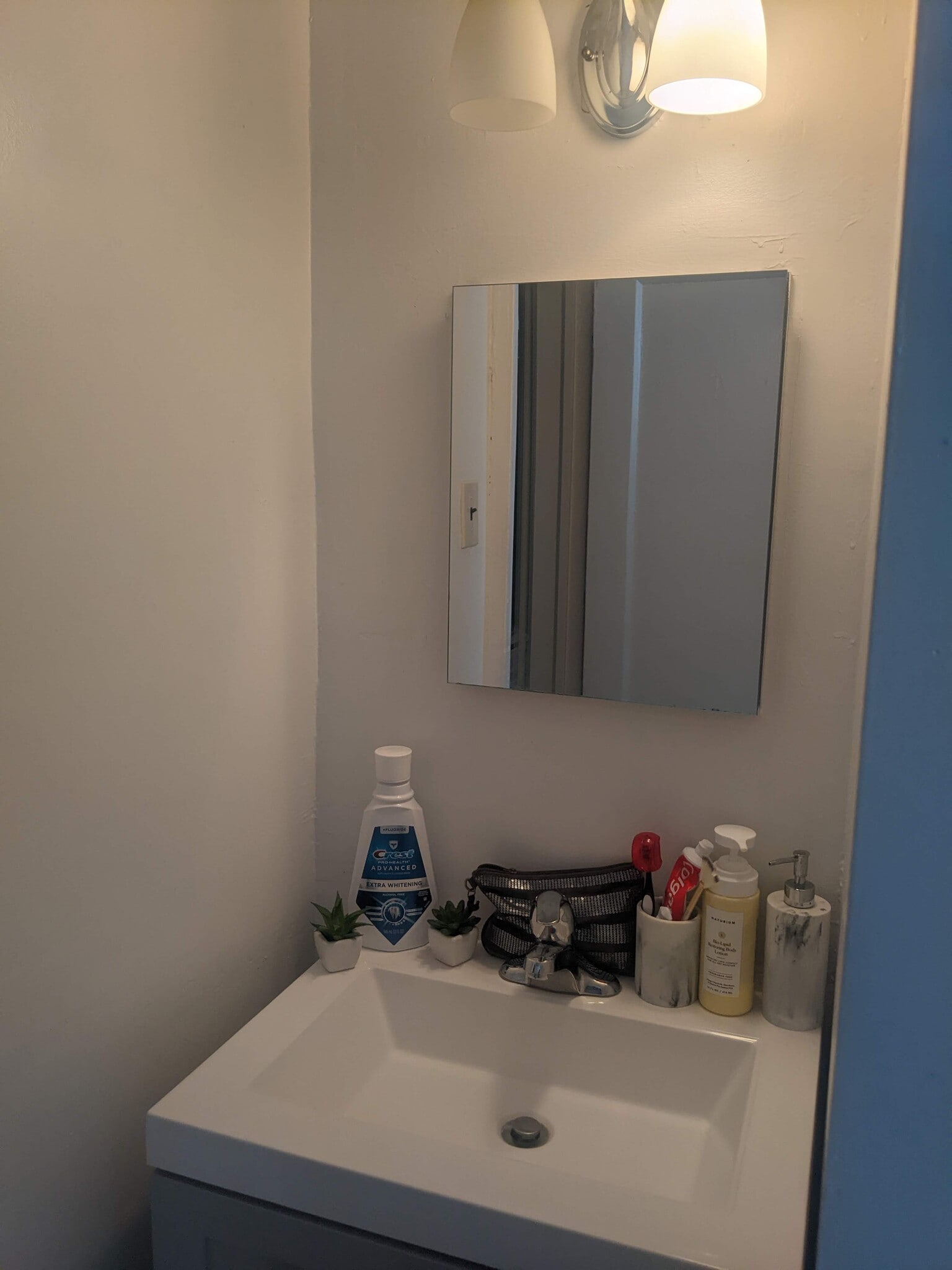 BATHROOM SINK - 2 Grant St