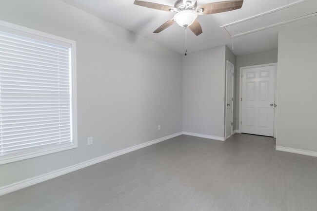 Building Photo - 101 Will St