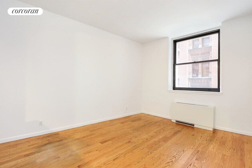 Building Photo - 150 Nassau St