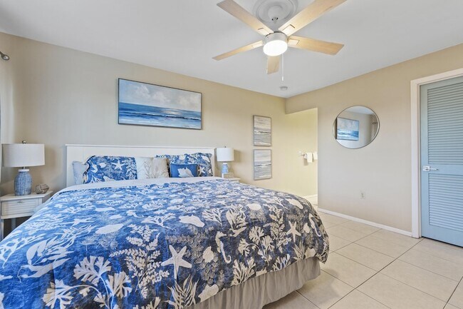 Building Photo - 7420 S Ocean Dr