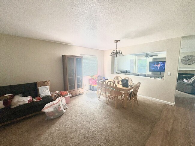 Building Photo - 10960 Woolwich Way