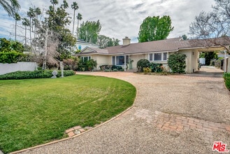 Building Photo - 19732 Henshaw St