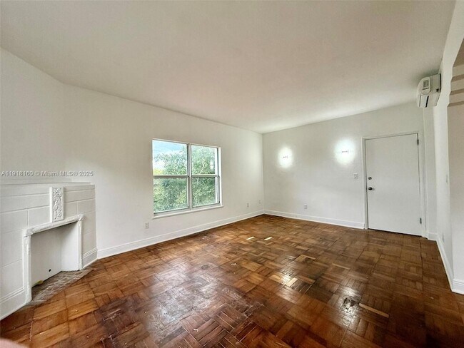 Building Photo - 4035 Meridian Ave