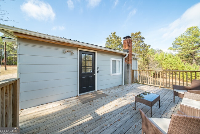 Building Photo - 161 Calhoun Rd