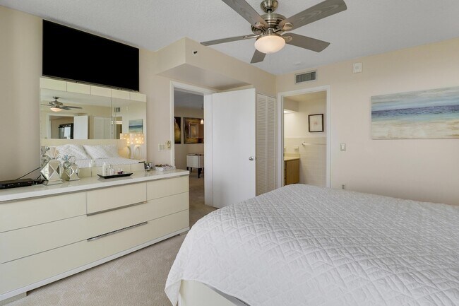 Building Photo - 601 S Seas Dr