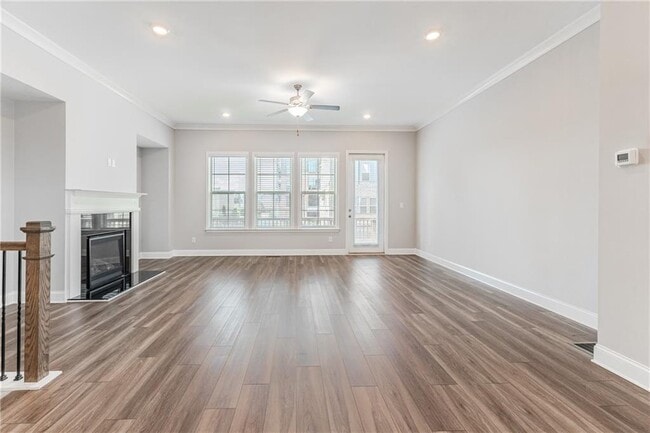 Building Photo - 5051 Pinckney Ln