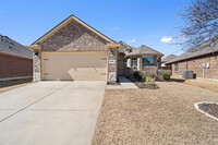 Building Photo - 3309 Sabine Dr