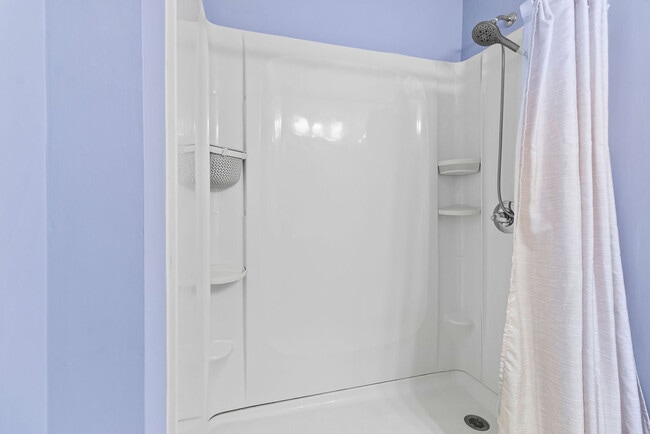 Building Photo - Sweetbriar Home