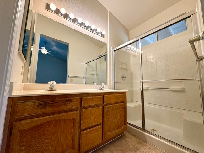 Building Photo - Great 3 Bedroom 2 Bathroom Home for Rent i...
