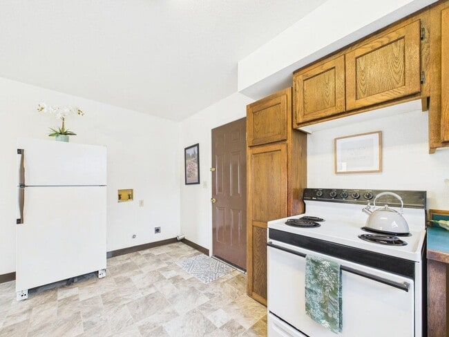 Building Photo - Charming 2-Bedroom Home in the Heart of Mc...