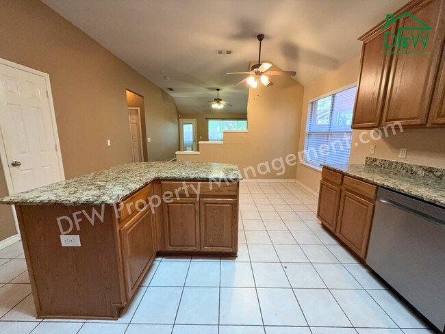 Building Photo - 3024 Peppercorn Dr