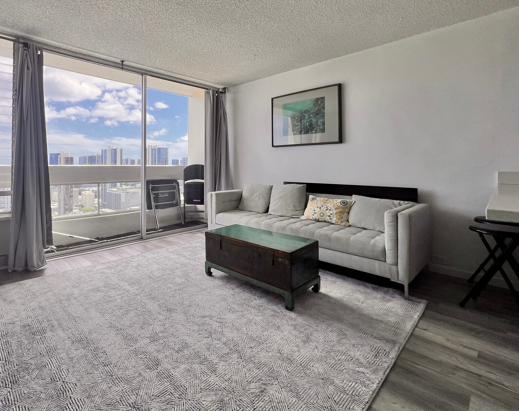 Newly renovated flooring - 1212 Punahou St