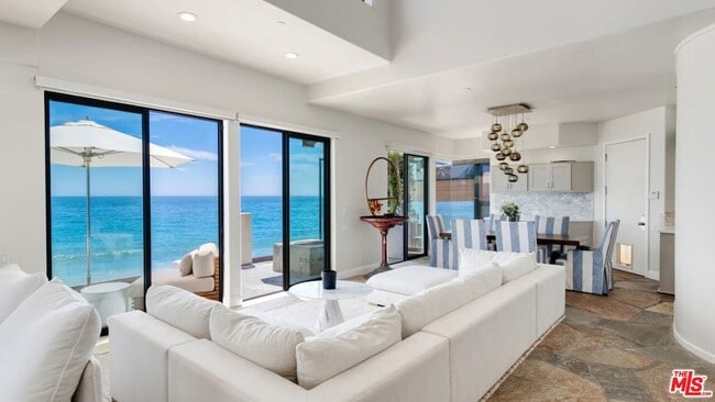 Building Photo - 25252 Malibu Rd