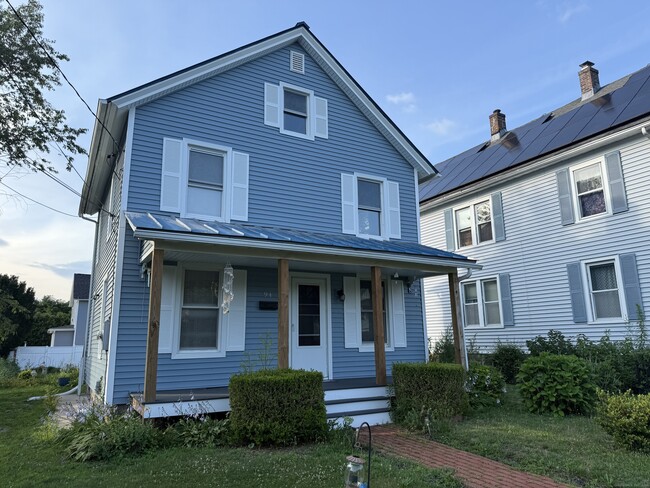 Primary Photo - 94 Cherry St