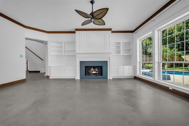 Building Photo - 106 N Floral Leaf Cir