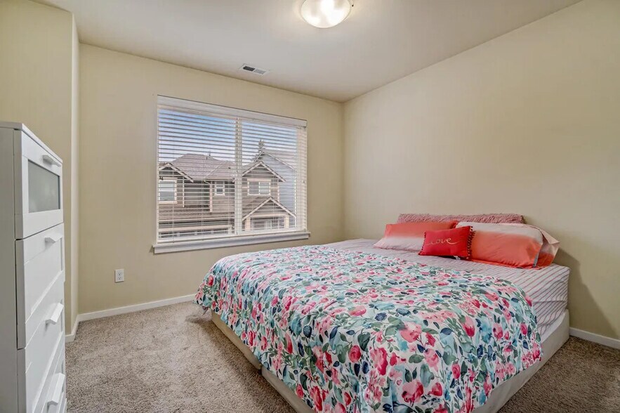 Building Photo - 1818 144th Ln SW