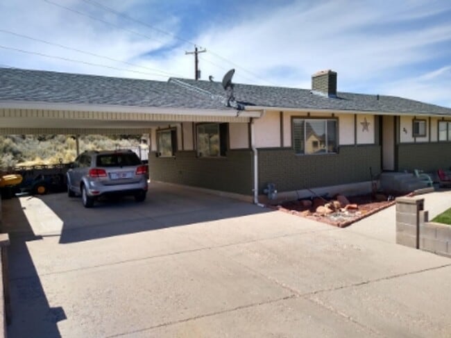 Building Photo - 55 College Way