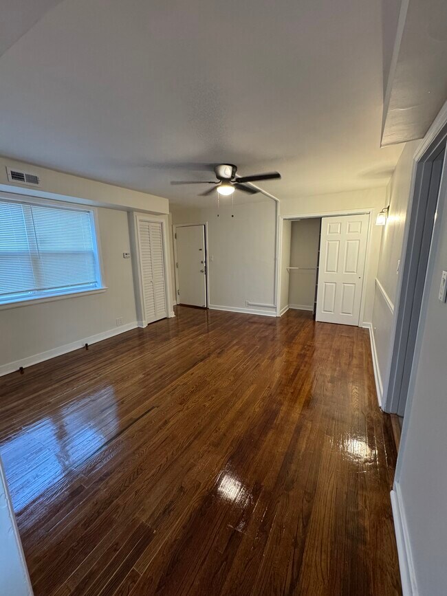 Building Photo - 6023 Wallace Rd