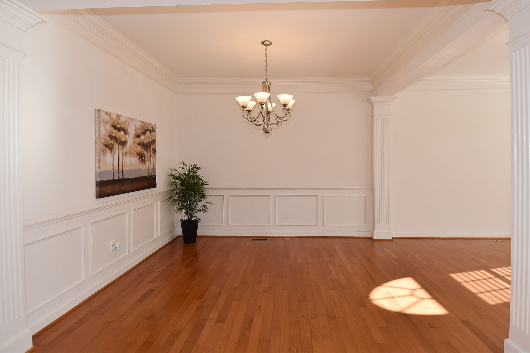 Building Photo - 7981 Vigne Ct