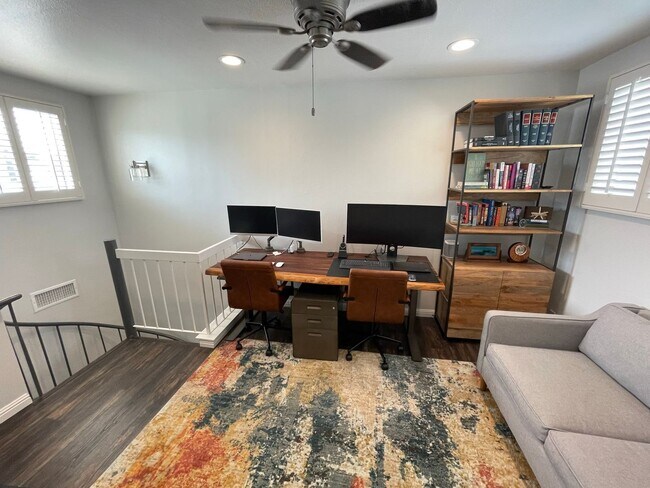 Building Photo - **Coming Soon** 2-Level Loft Condo with Re...