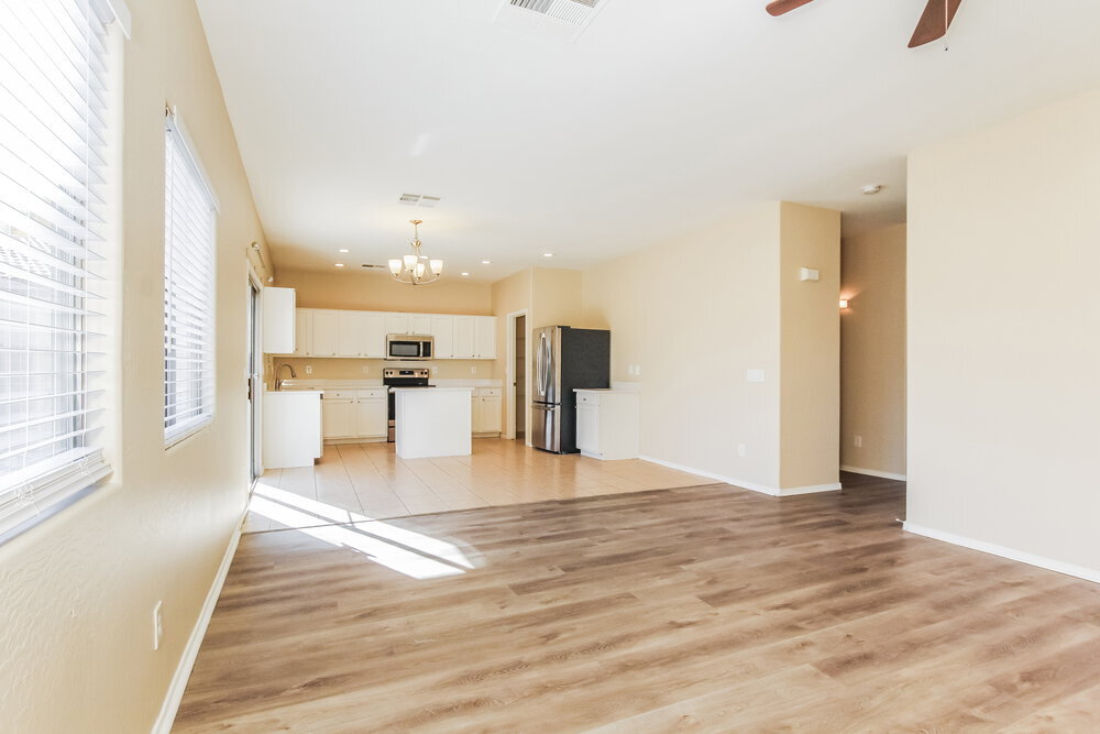 Building Photo - 16115 N 168th Ave