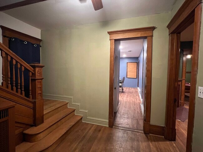 Foyer with Entry to Kitchen, Living Room, or Dining Room - 1507 W Barker Ave