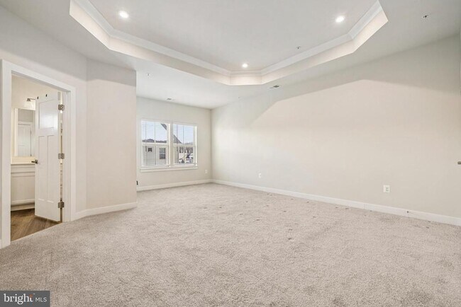 Building Photo - 2528 VERONA Pl