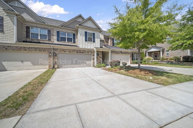 Building Photo - 3129 Hartson Pointe Dr