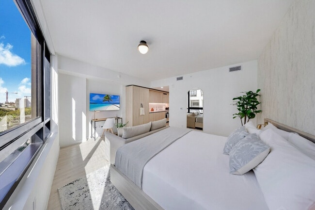 Building Photo - 36 NE 2nd St