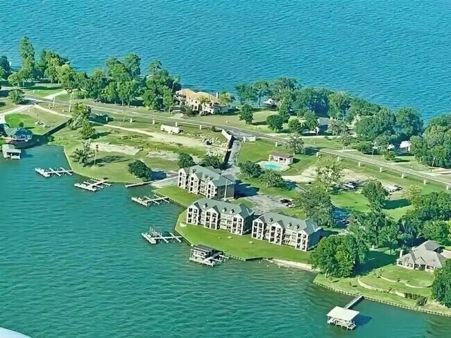 Building Photo - 2112 Fm 3186