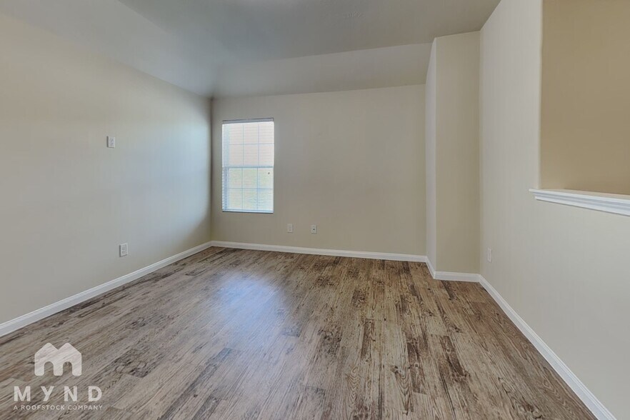 Building Photo - 10119 Berrypatch Ln